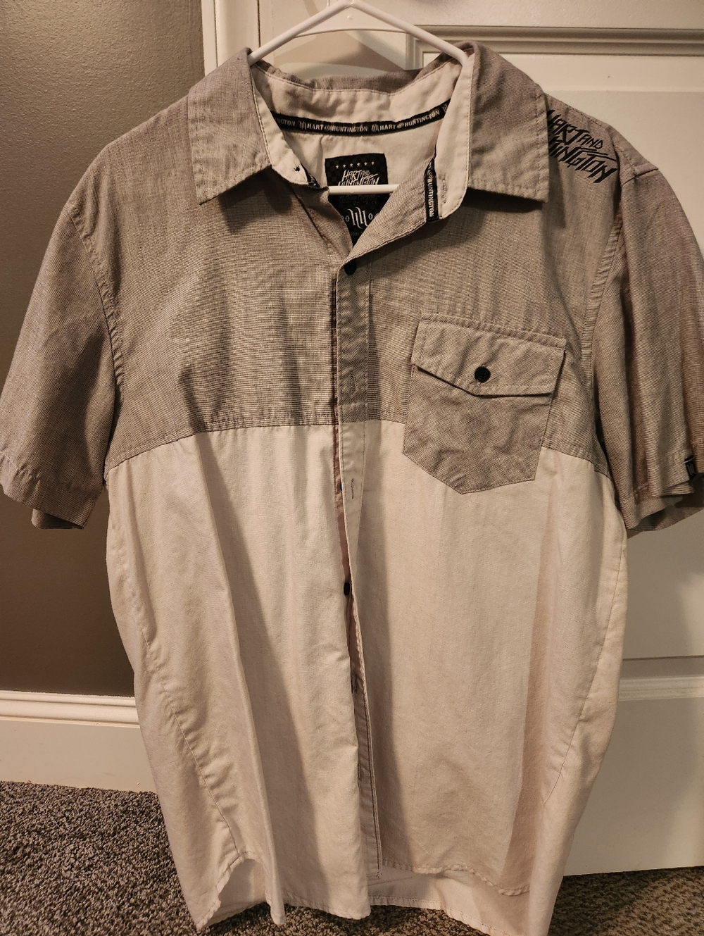 HART & HUNTINGTON Mens Large Shirt Button Up Short Sleeve Gray & White